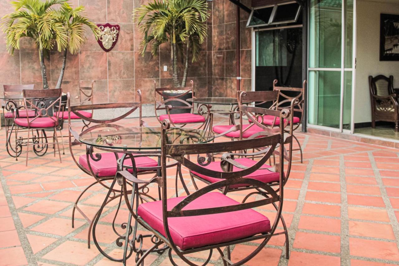 Hotel Plaza Garibaldi Caldas Exterior foto